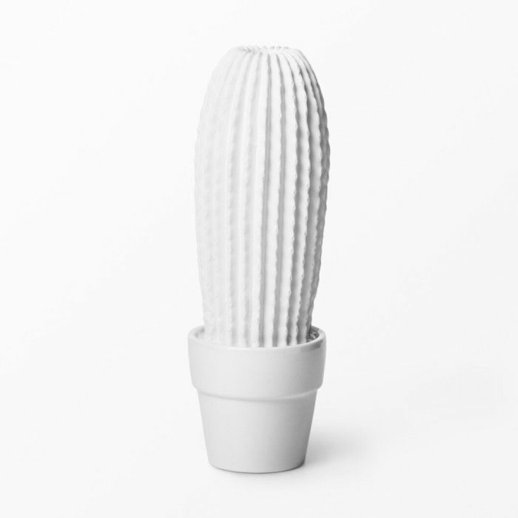 Via: <a href="http://www.ahlens.se/inredning/dekorera/detaljer/kaktus-porslin.html" target="_blank">Åhléns</a> 00. Kaktus-porslin-ahlens