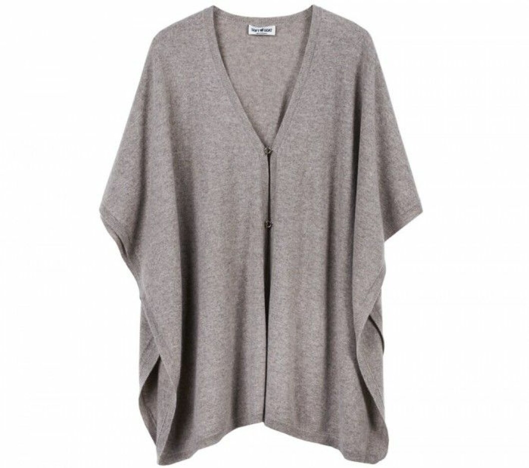 1. Cape i kashmir, 1 795 kr, Soft Goat. 1. Cape i kashmir, 1 795 kr, Soft Goat.