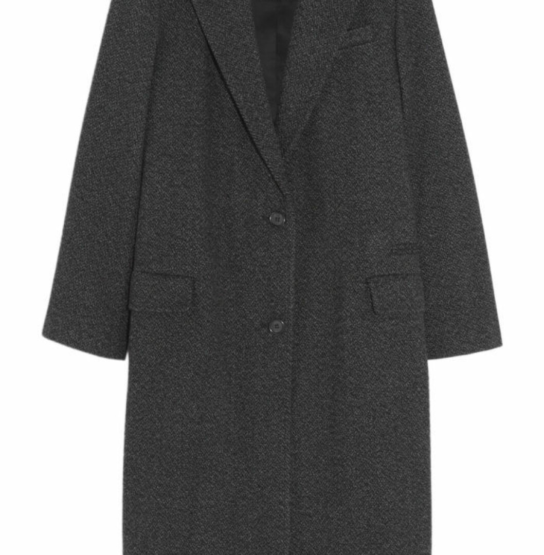 Foto: <a href="https://www.instagram.com/johanspinnell/" target="_blank" rel="noopener">Johan Spinnell</a> Styling: <a href="https://www.instagram.com/clindholm_/" target="_blank" rel="noopener">Lindholm</a> för <a href="https://www.instagram.com/historiskahem/" target="_blank" rel="noopener">Historiska hem</a>/mäklare: Mattias Lantto Svart- och vitrutigt golv i köket, ljust kök.