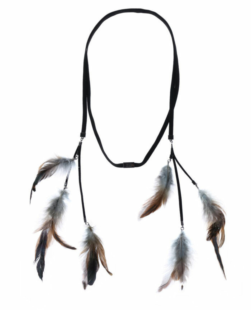 Fjäderprytt <em>halsband</em>, 399 kr, <a href="http://www.oxxodesign.se/" target="_blank">Oxxo Design</a>. Fjäderprytt halsband