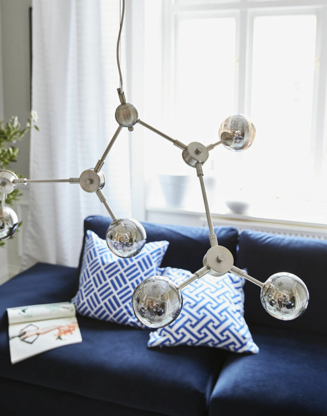 Taklampa i trendig design. Jotex vårnyheter 2018.
