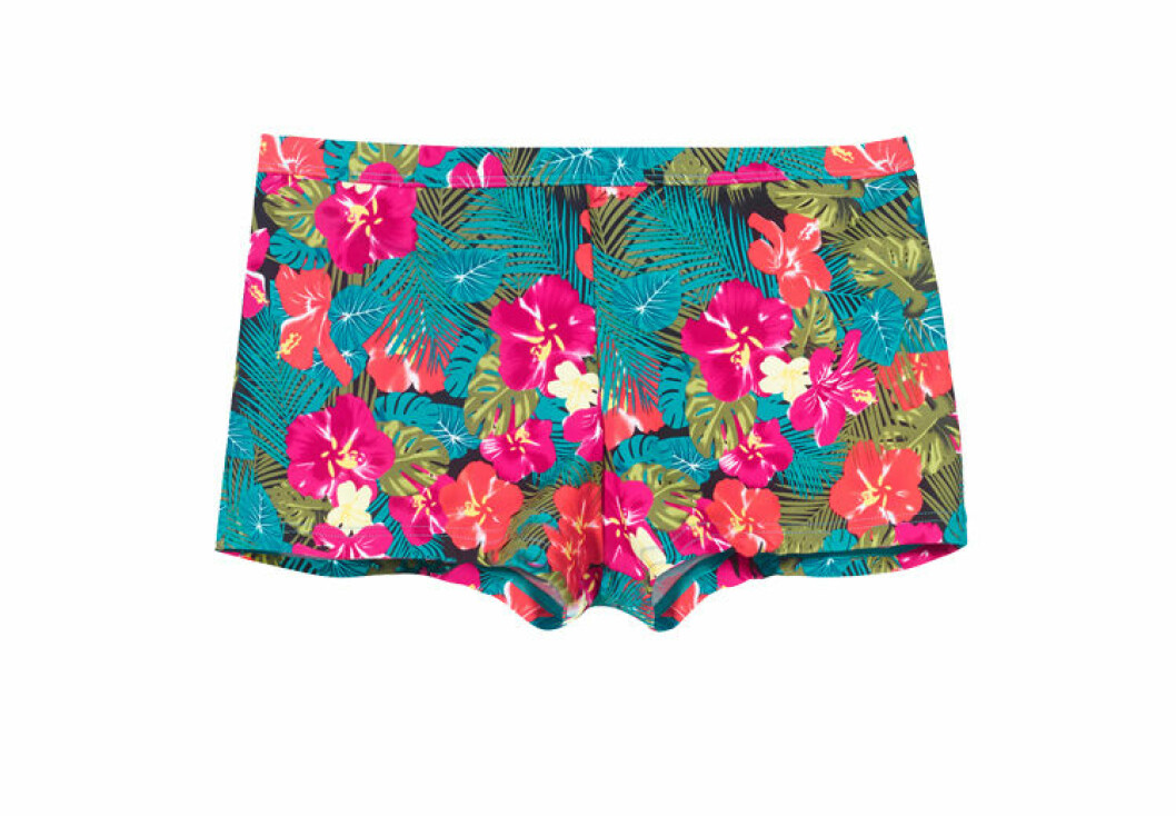 <a href="http://www.ellos.se/ellos-beachwear/bikinitrosa-i-boxermodell/323623?selArt=122041" target="_blank">Bikinitrosa</a>, 149 kr, Ellos. bikini-ellos
