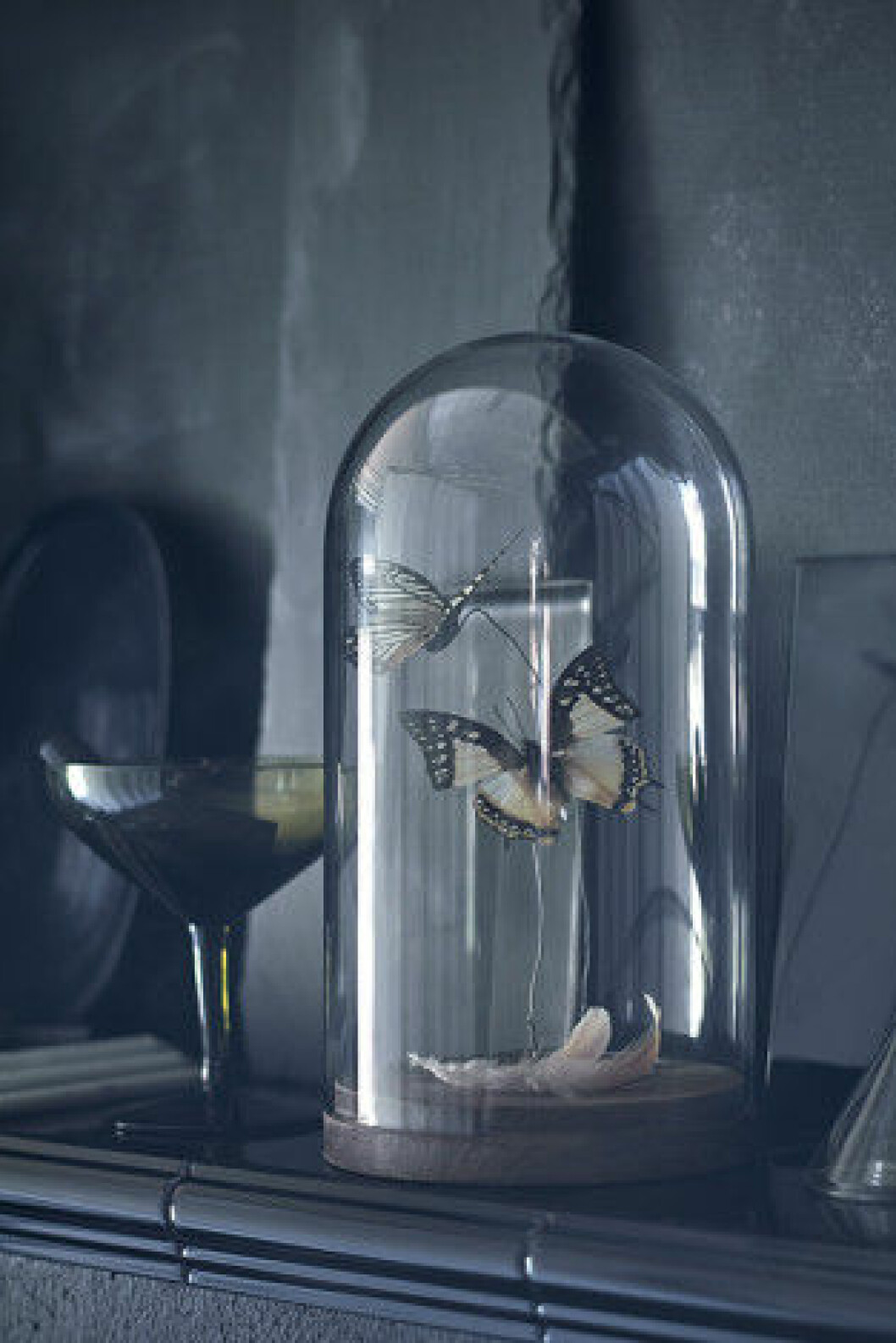 Via: <a href="http://happymodern.ru/otdelka-balkonov-vnutri-45-foto-raznoobrazie-variantov/" target="_blank">Happy Modern</a> 16. balkong