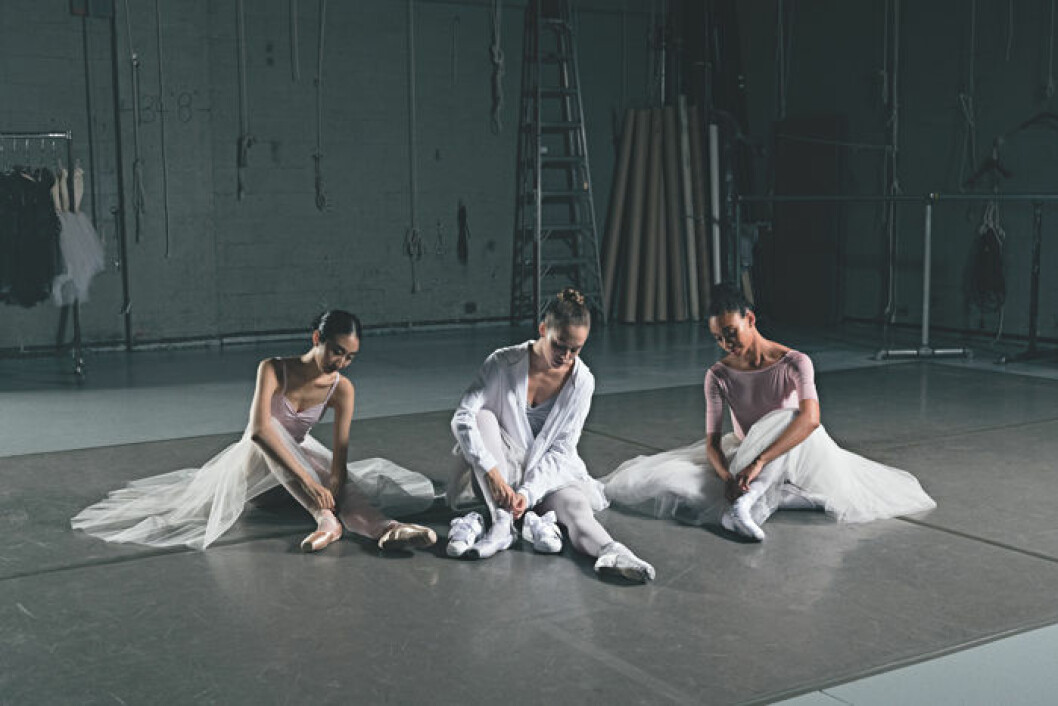 17ss_cc_wmn_doyou_nycb_backstage_group_a_0791_cmyk
