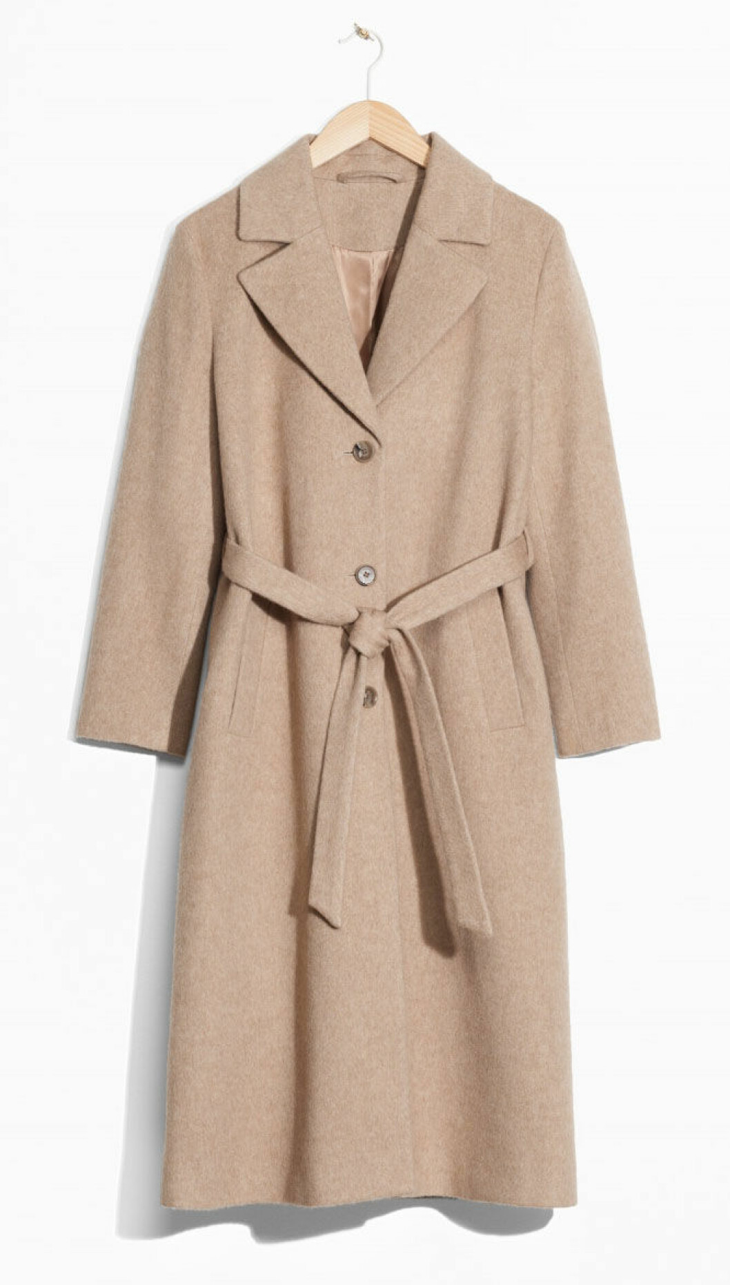 <a href="http://www.stories.com/se/New_in/All_new_in/Loose_Alpaca_Blend_Coat/108773759-106512360.1" target="_blank">Kappa</a>, 1 950 kr, & Other Stories. kappa-&-other-stories