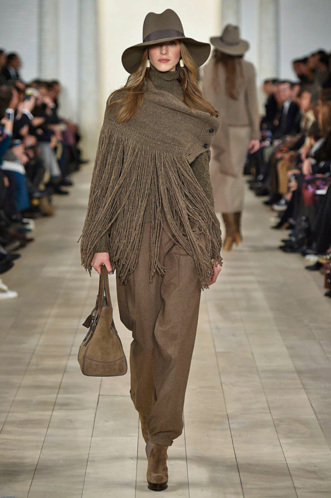 <span style="text-decoration: underline;"><strong>5. Klassiskt</strong></span><br>Bruna toner i lager på lager hos Ralph Lauren. 5. Klassiskt Bruna toner i lager på lager hos Ralph Lauren.