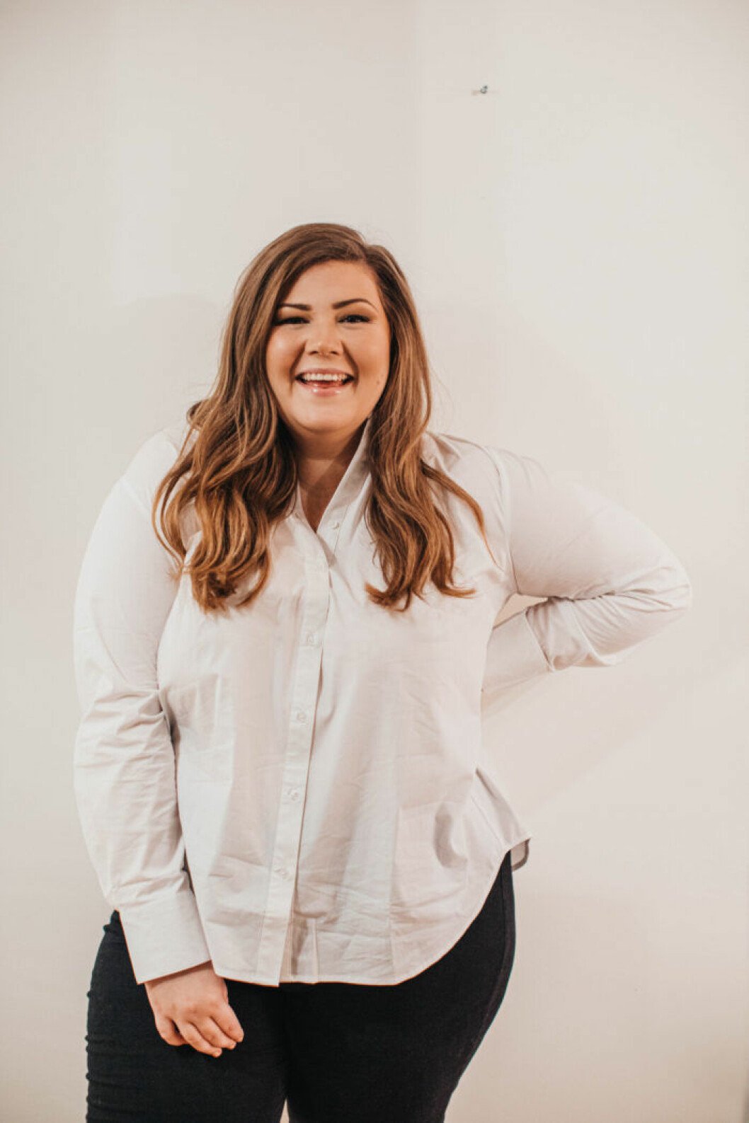 Linda-Marie började sin karriär som journalist – i dag är hon ett ansikte utåt för kroppspositivism. Foto: Evelina Sigetty Influencern Linda-Marie Nilsson