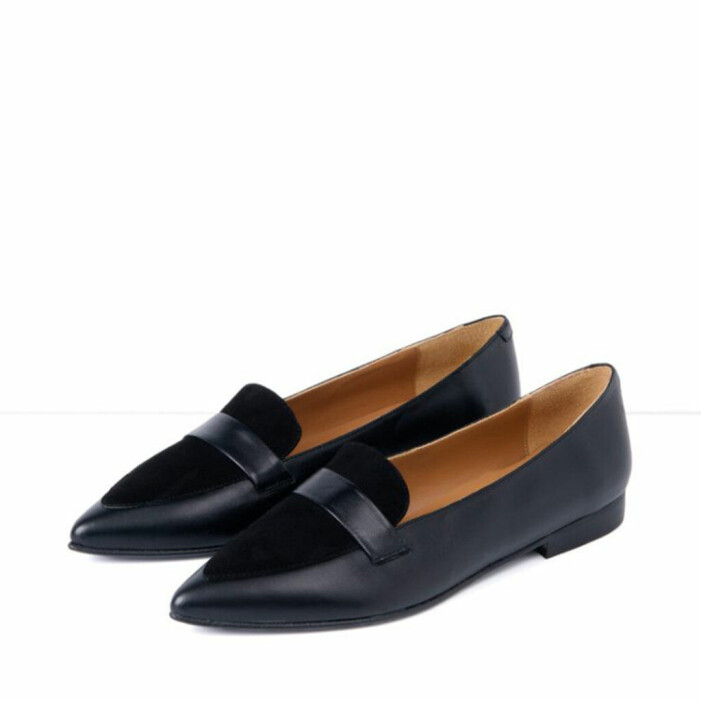 Svarta skinnloafers