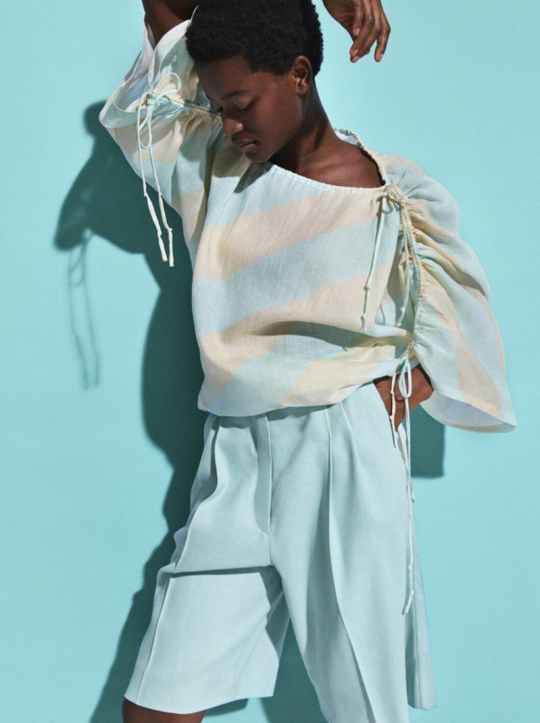 H&M Studio SS20 bermudashorts