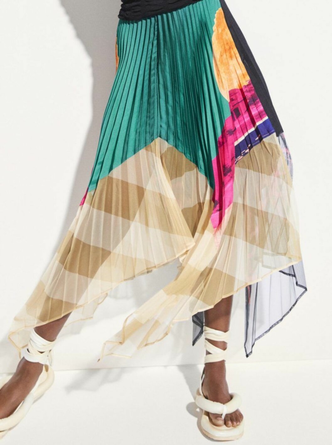H&M Studio SS20 Plisseradkjol