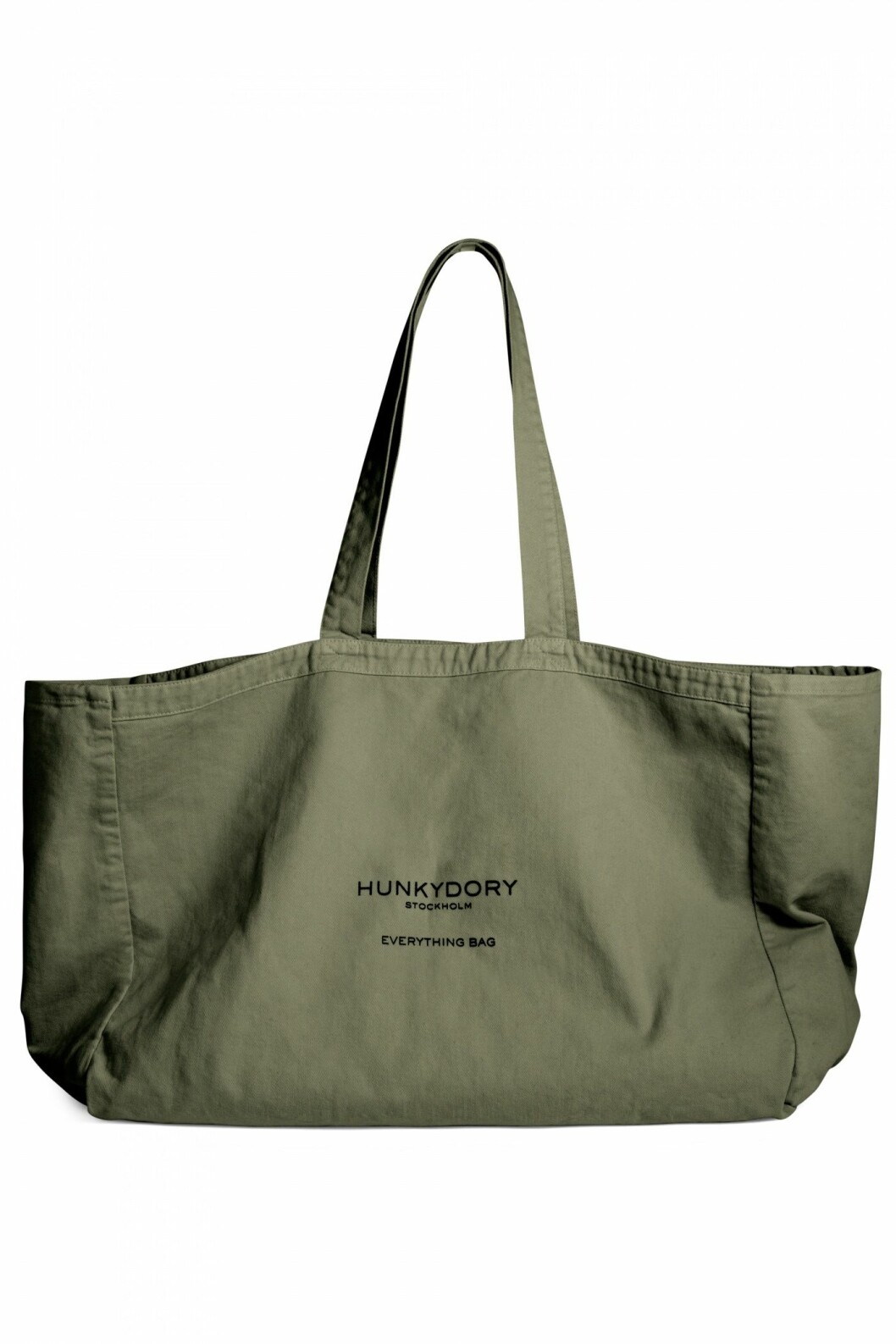 <a href="http://www.hunkydory.com/sv/shop-by-category/accessories?expand=/sv/shop-by-category/accessories/huge-tote-ecru" target="_blank">Påsväska</a>, 349 kr, Hunkydory. Passa på – rea! vaska-hunkydory