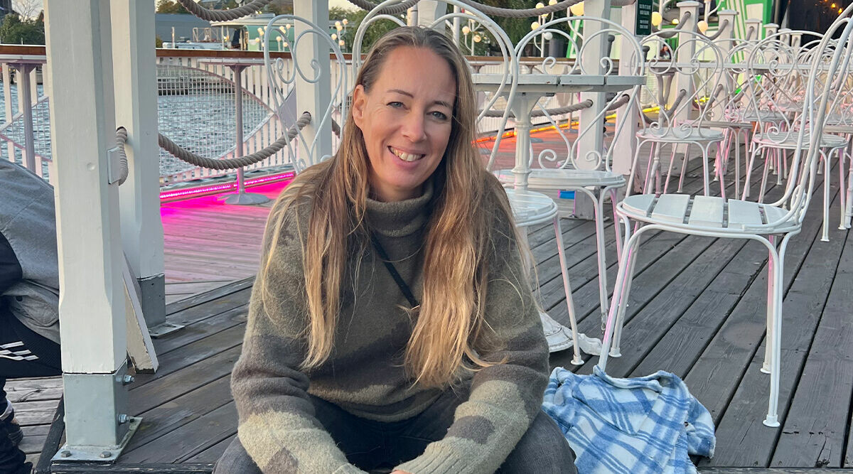 Niobarnsmamman Carola blev lämnad efter 26 år – så gick hon vidare efter otroheten