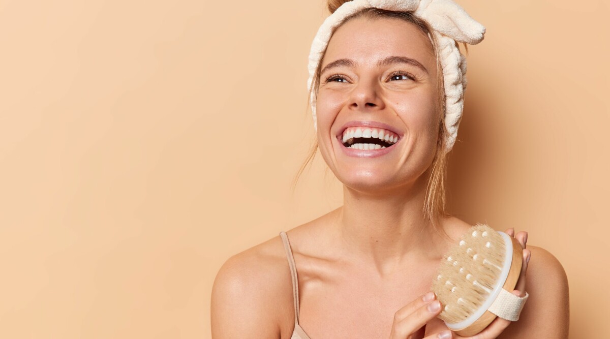 Så räddar du dina torra armbågar i sommar – expertens bästa produkter