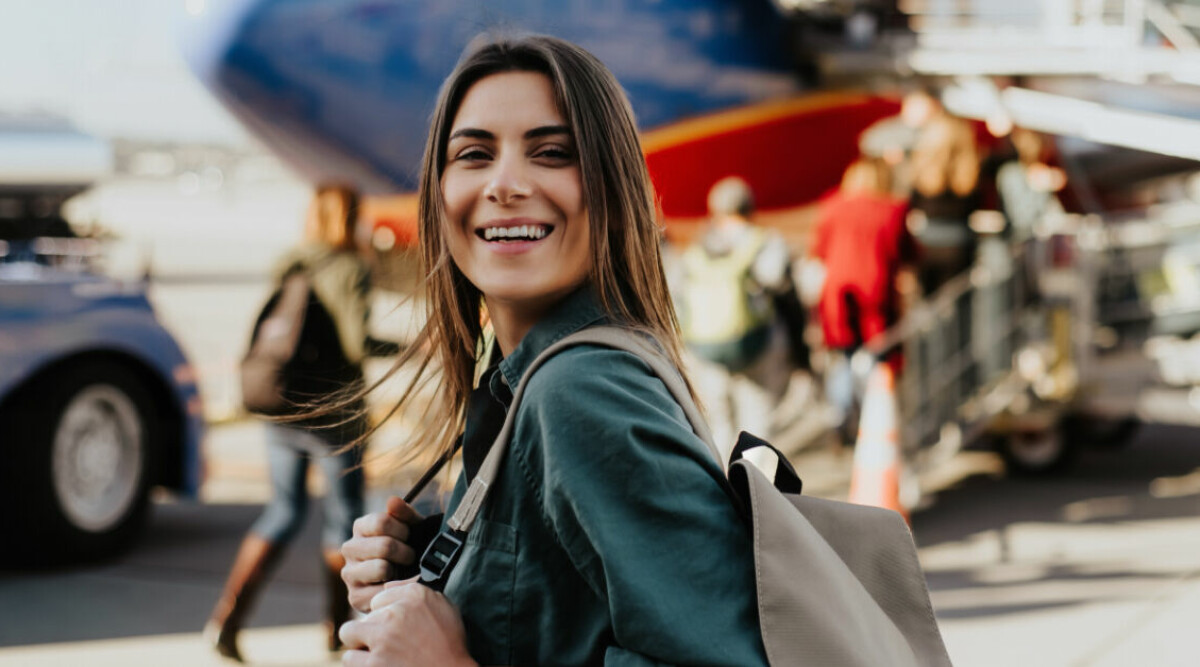 Nya vågade resetrenden sprider sig – så sparar du tusenlappar på flyget