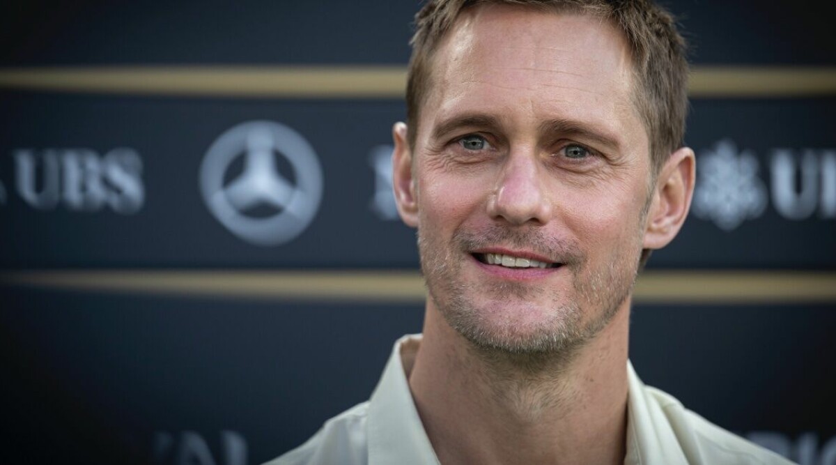 Alexander Skarsgård: Jag har varit med män och kvinnor