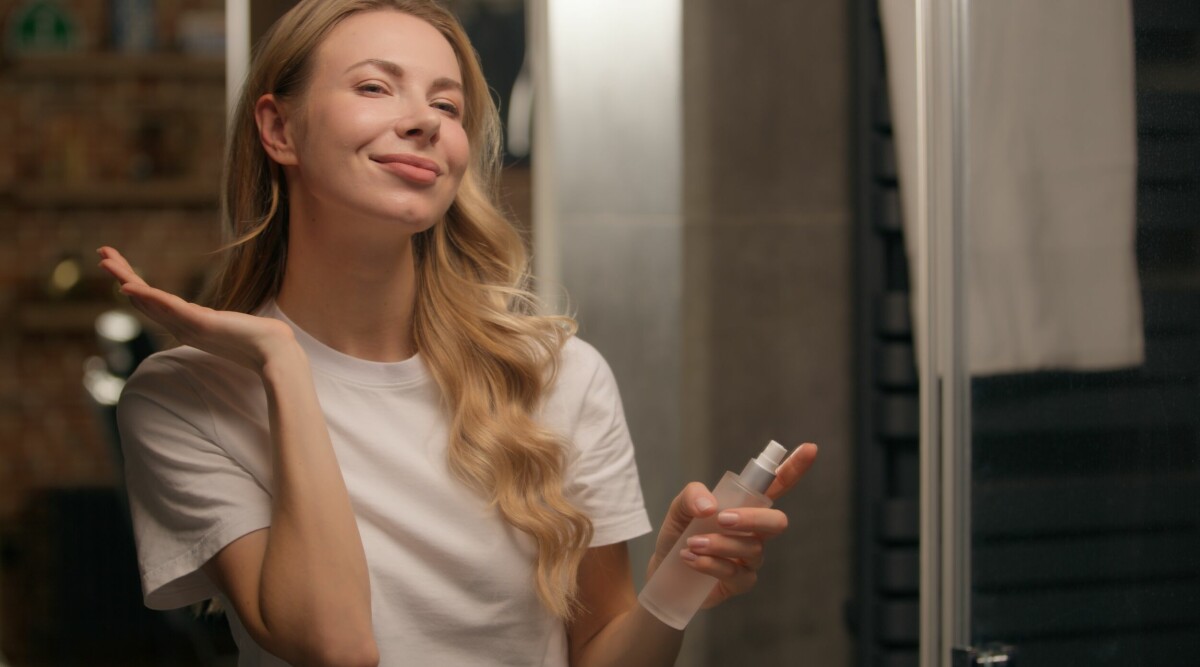 Klassiska ansiktsvattnet hyllas för magiska effekter - men de är inte alls vad du tror!