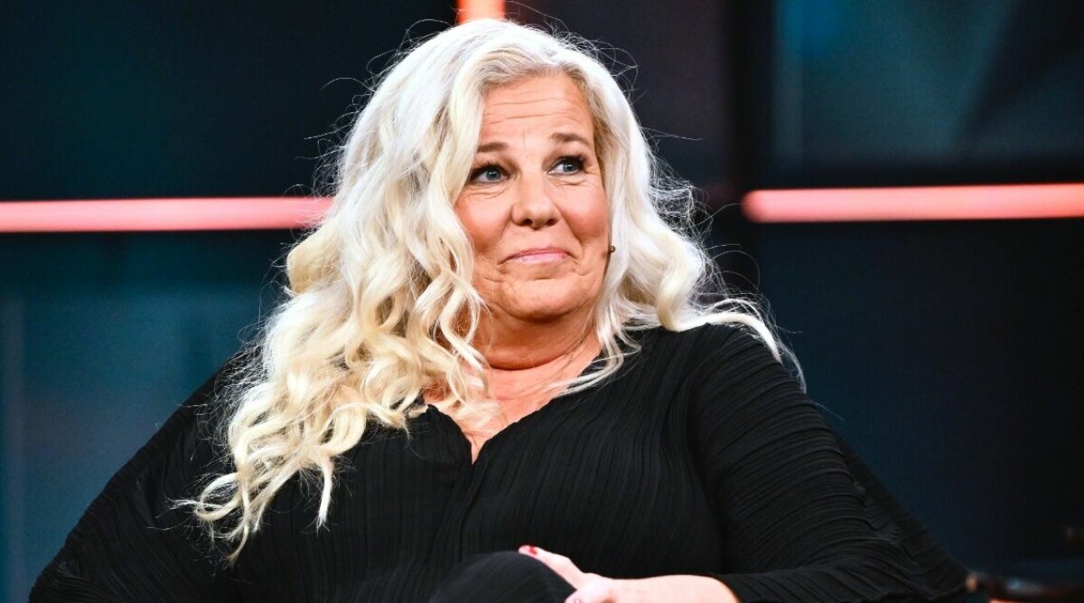 Mia Parneviks mörka tid – ville ta sitt liv