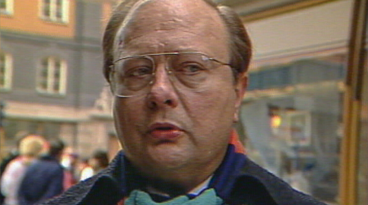 Robert Gustafsson spelar Skandiamannen