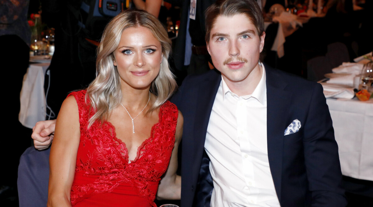 Frida Karlsson och William Poromaa har gjort slut