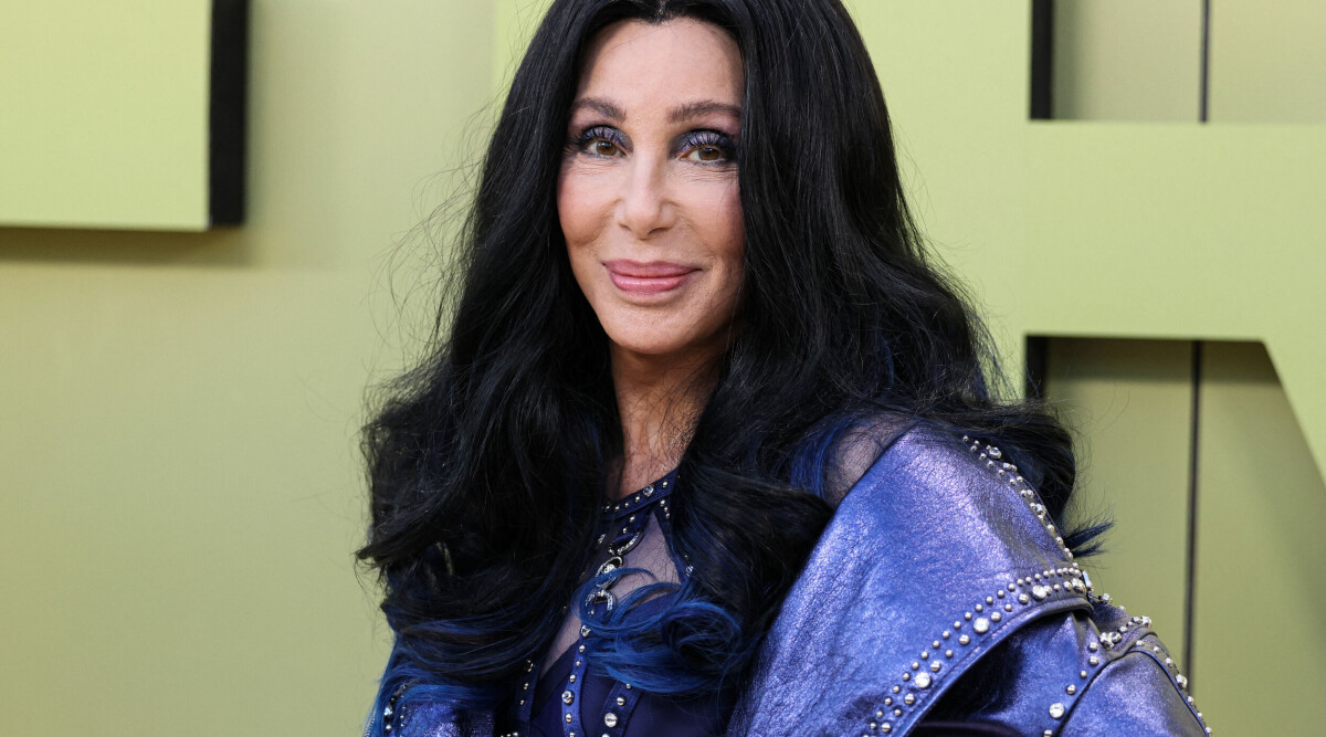 Cher: Jag kommer ha jeans och långt hår när jag är 80 år