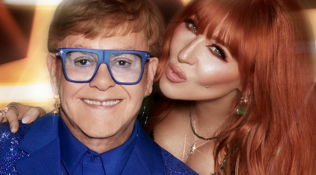 Sir Elton John oväntad stjärna i Charlotte Tilburys glittrande julkollektion