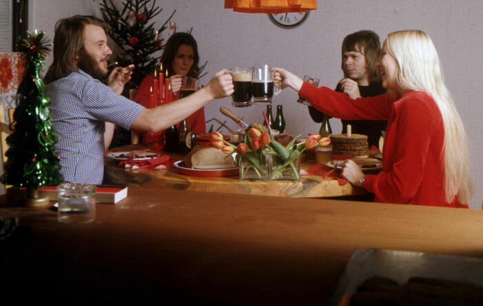 Abba firar jul