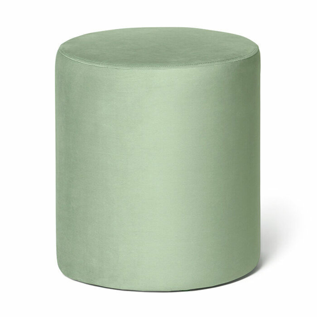 Sittpuff i ljusgrön sammet från Åhléns