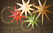 Stora julstjärnor och kransar med LED-ljus från Åhléns