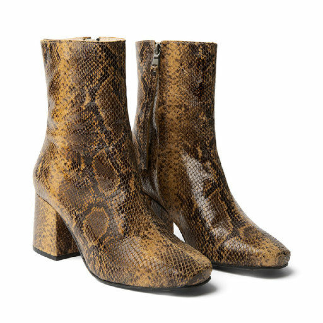 Åhlens x minimarket snake boots