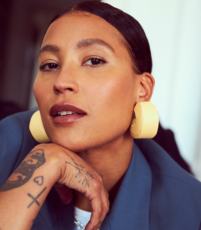 Aino Jawo från Icona Pop berättar hur hon fick ordning på sin hud efter år av problem. aino jawo