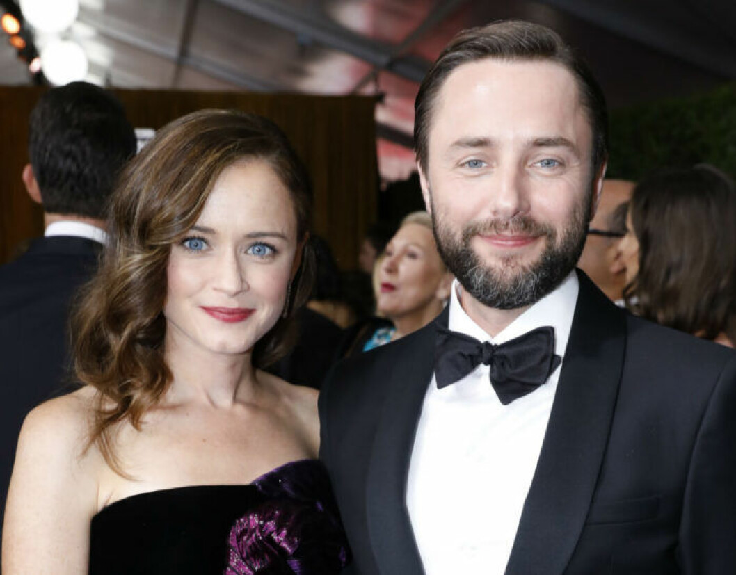 Alexis Bledel och Vincent Kartheiser. Alexis Bledel och Vincent Karthauser.