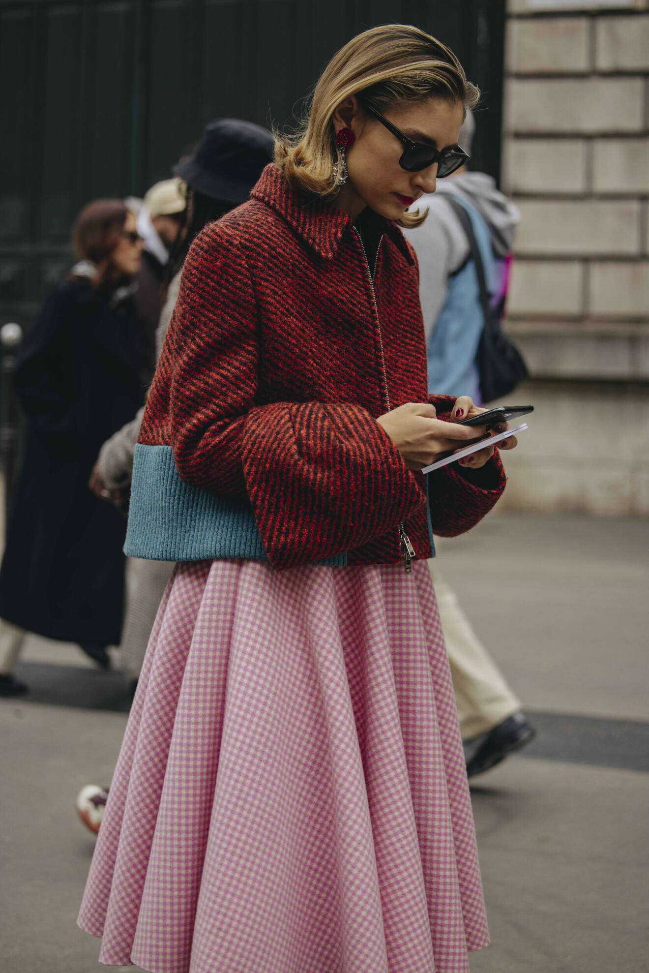 Stilfull look från Paris med a-linjeformad kjol.