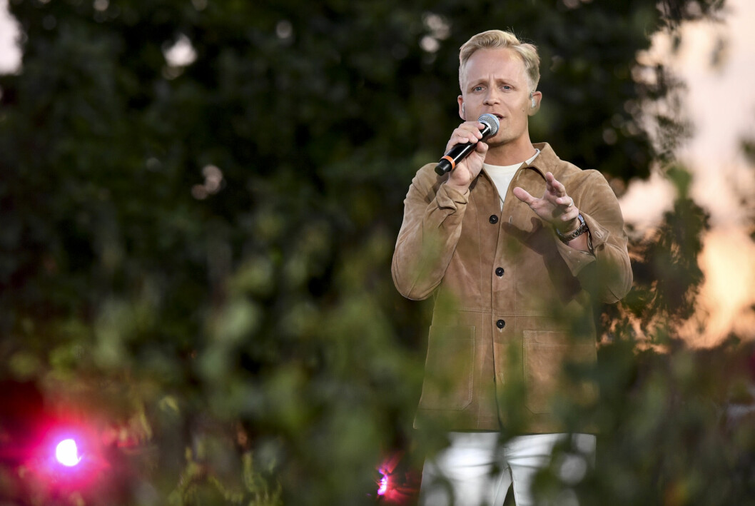 Sångfågeln Andreas Weise har hittat kärleken i Sofie Brange. Sångfågeln Andreas Weise har hittat kärleken i Sofie Brange.