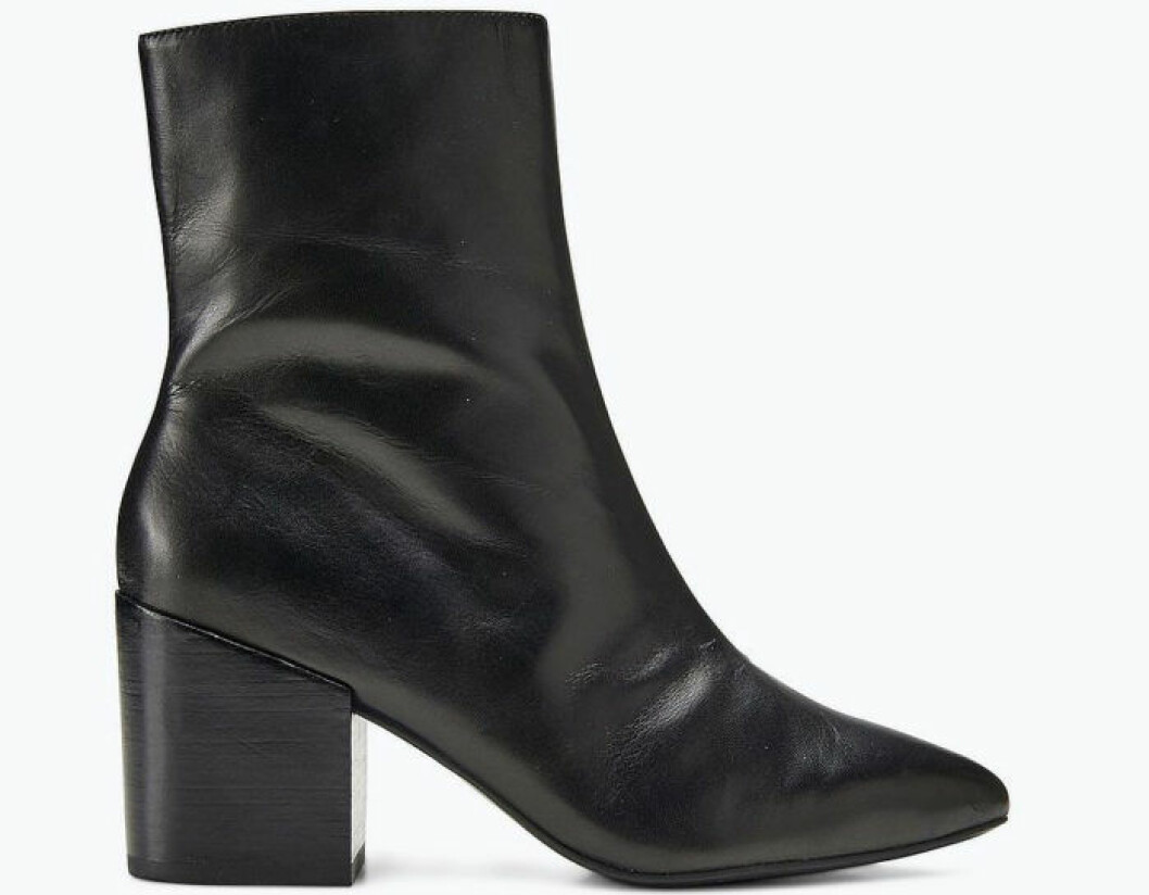 Ankelboots från <a href="http://www.awin1.com/cread.php?awinaffid=439045&awinmid=8905&p=https%3A%2F%2Fwww.ellos.se%2Fmore-than-basic%2Fboots-more-than-basic%2F1066841-01" target="_blank" rel="noopener">More than basic</a>.