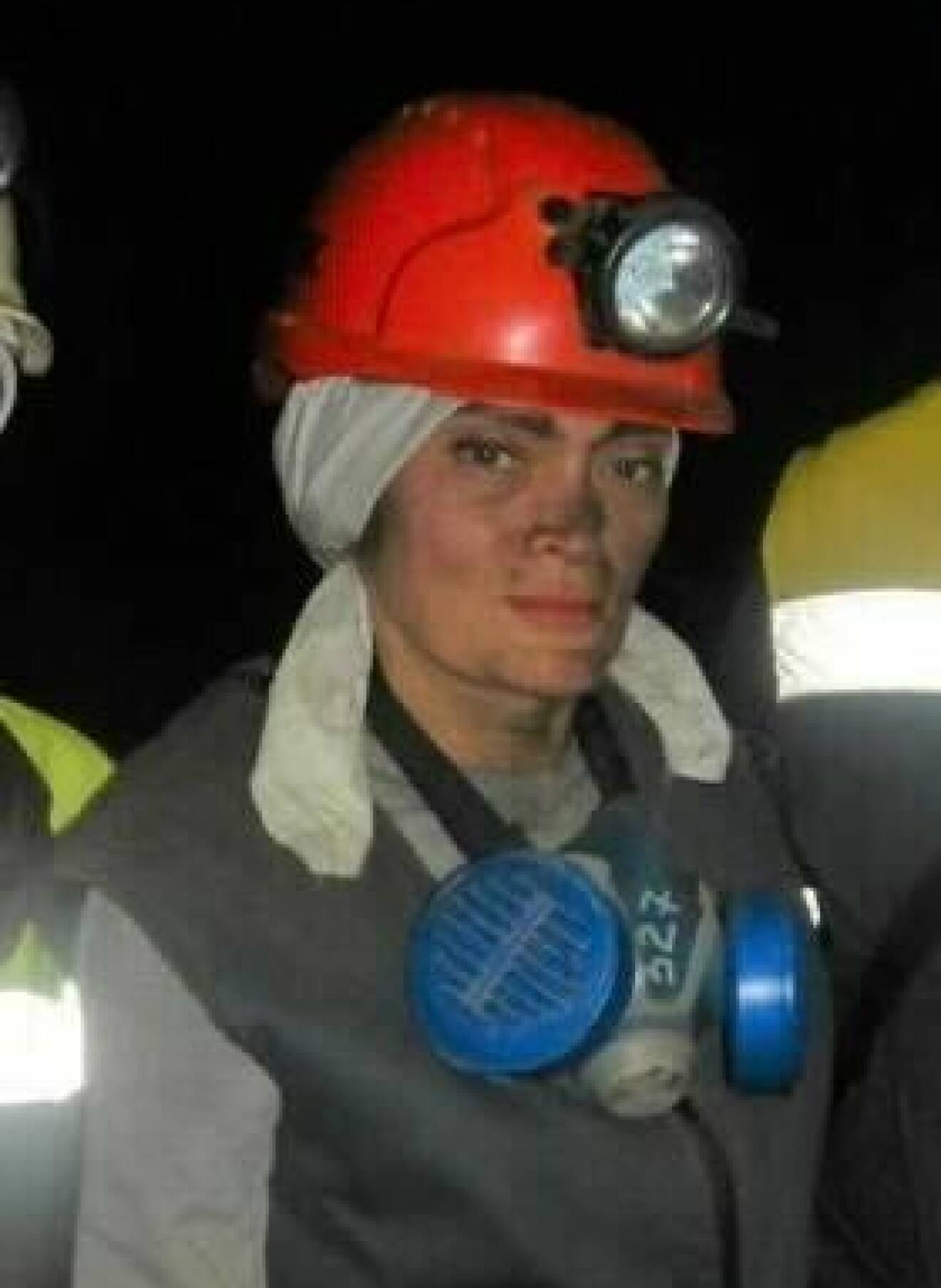 Oksana jobbar i gruva i Ukraina under kriget.