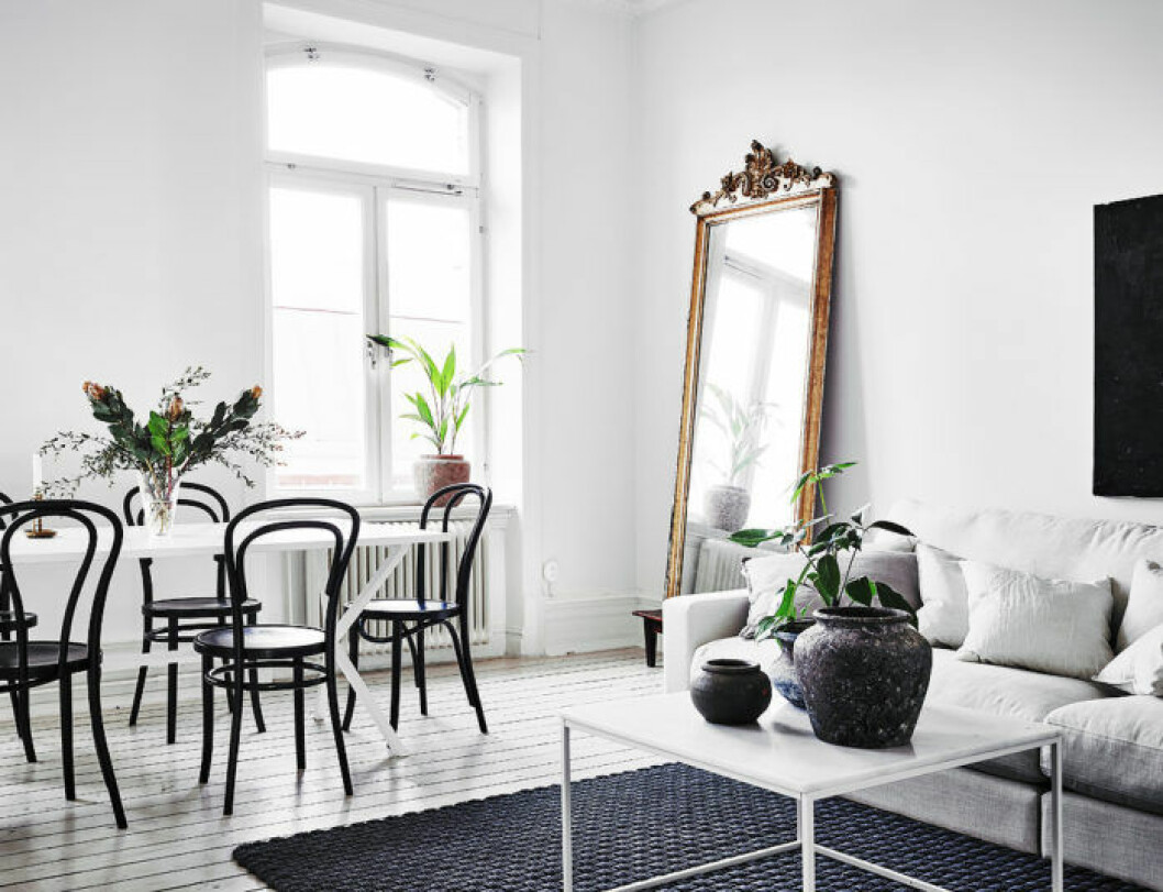 Foto: <a href="https://www.instagram.com/fotografanders/" target="_blank" rel="noopener">Anders Bergstedt</a> Styling: <a href="https://www.instagram.com/annafurbacken/" target="_blank" rel="noopener">Anna Furbacken</a> för <a href="https://www.instagram.com/entrancemakleri/" target="_blank" rel="noopener">Entrance mäkleri</a>/mäklare: Erika Bergholm