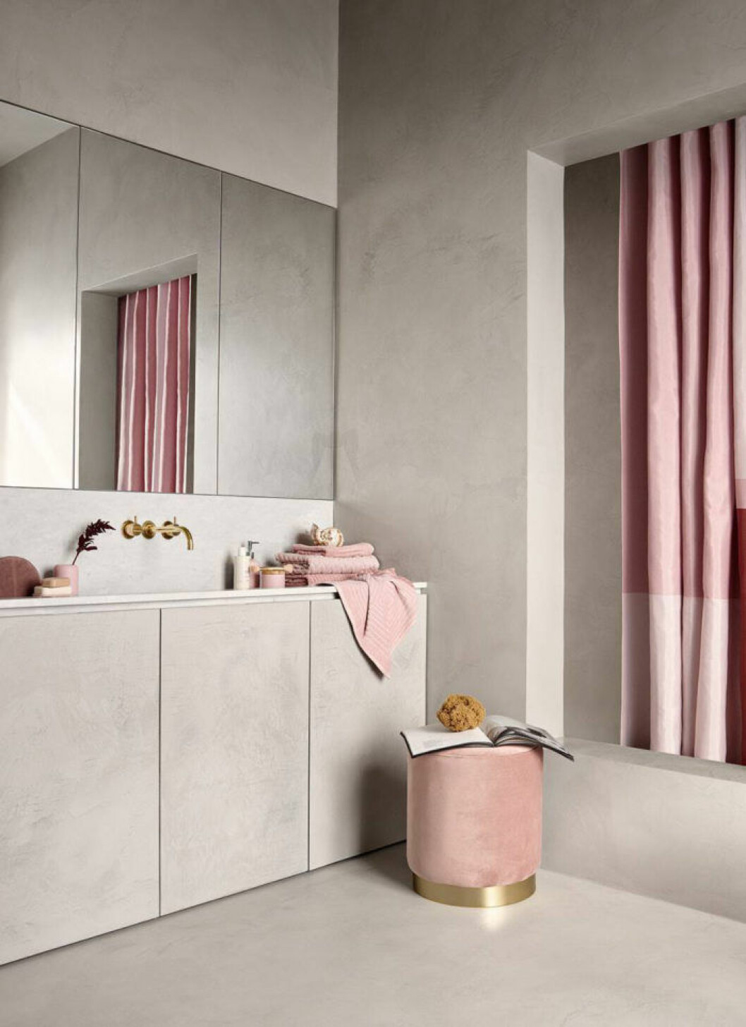Stilrent och lättstädat utan att vara omysigt. Låt detaljerna göra sitt! Foto: H&M home Badrumsinspiration H&M home