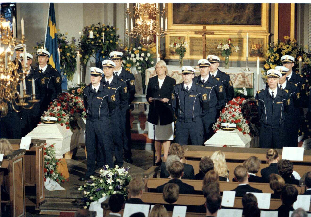 Begravningen av poliserna Olle Borén och Robert Karlström.