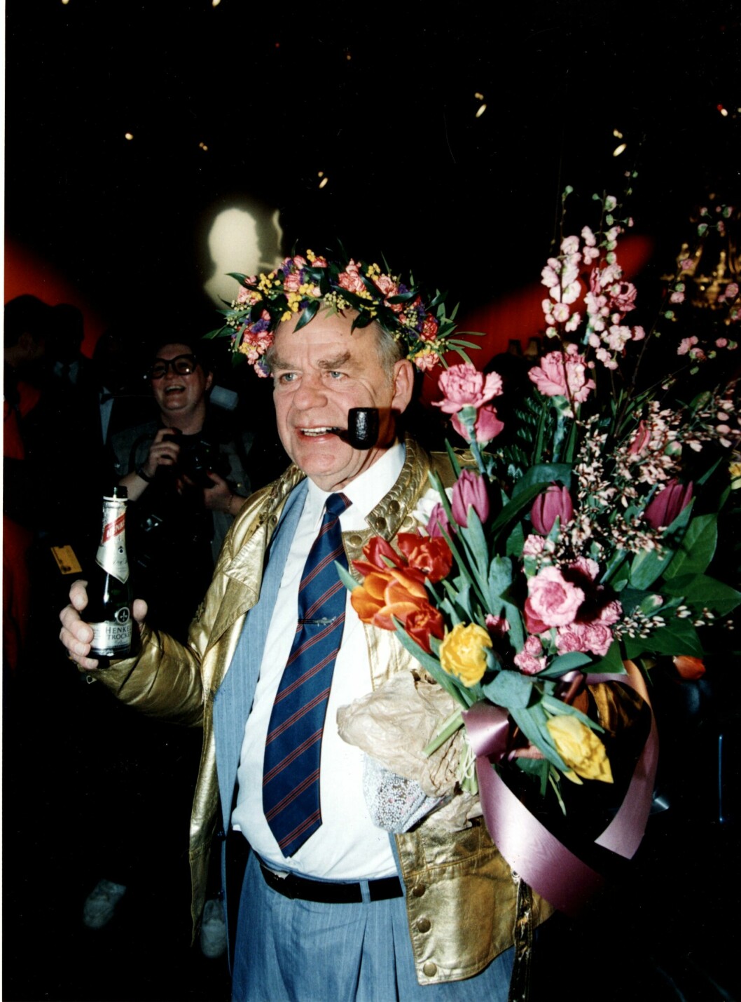 Bengt Öste firas på sin sista arbetsdag på SVT. Året är 1992.