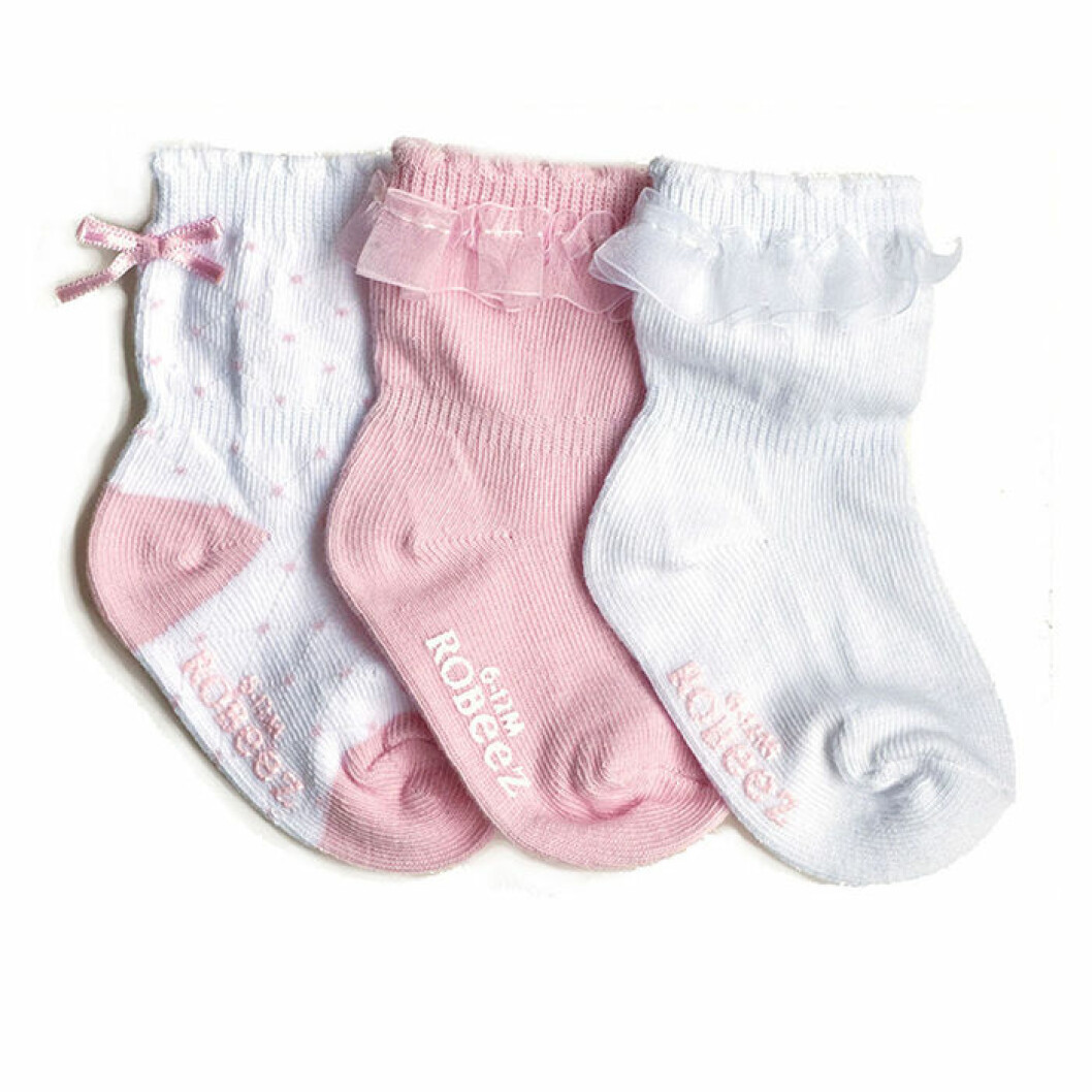 Via: <a href="http://www.myrobeez.com/robeez-baby-girl-socks-3-pack/" target="_blank">myrobeez</a> Via: myrobeez