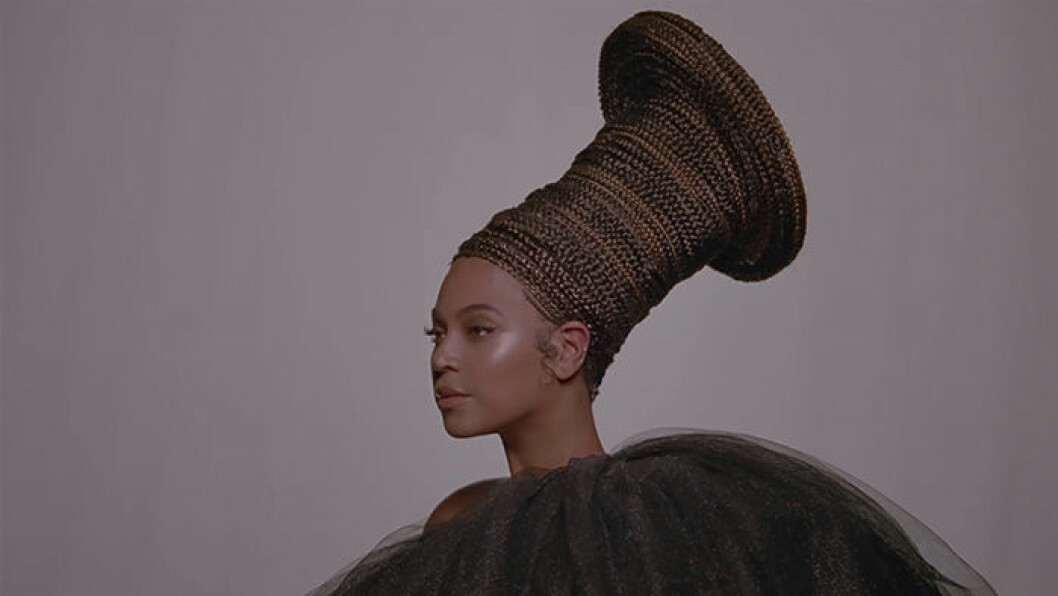 <em>Black Is King</em> är Beyoncés nya visuella album. En bild på sångerskan Beyoncé.