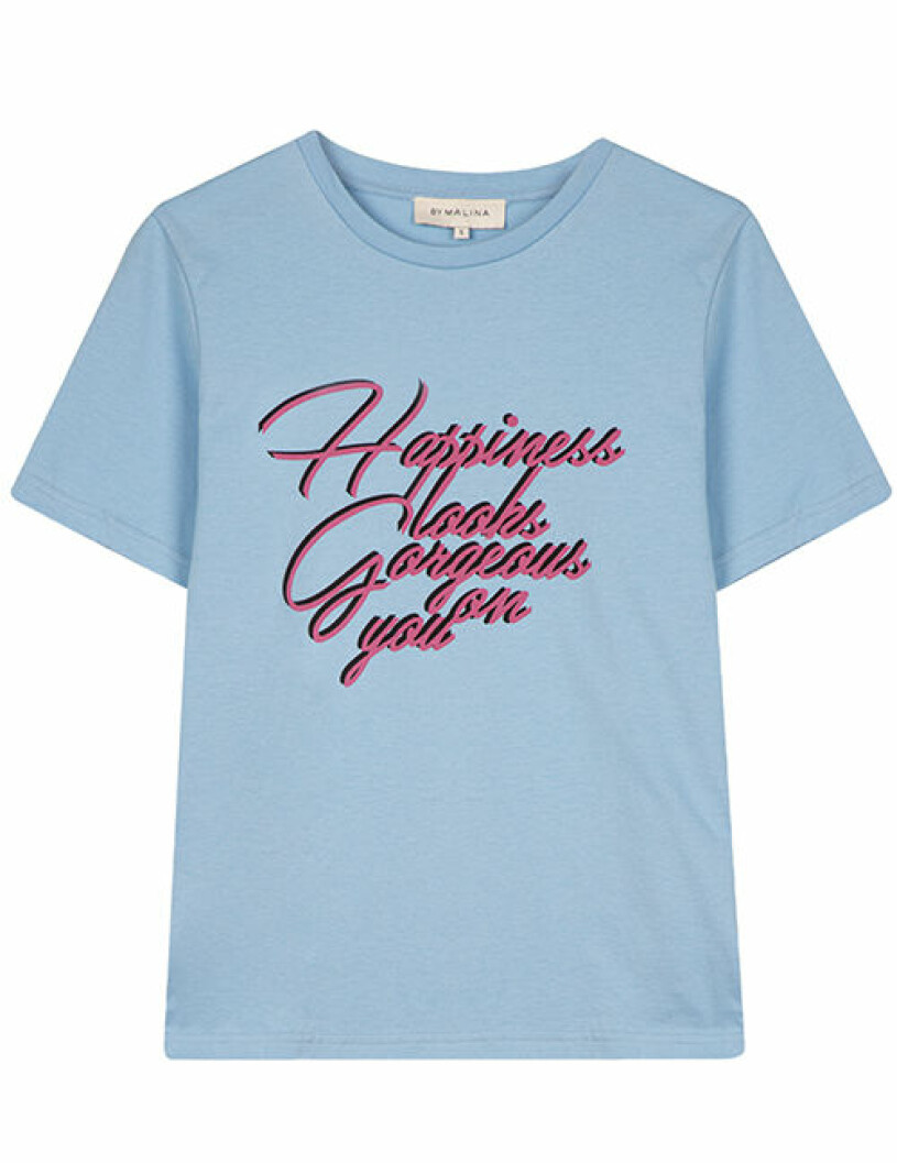 blå t-shirt