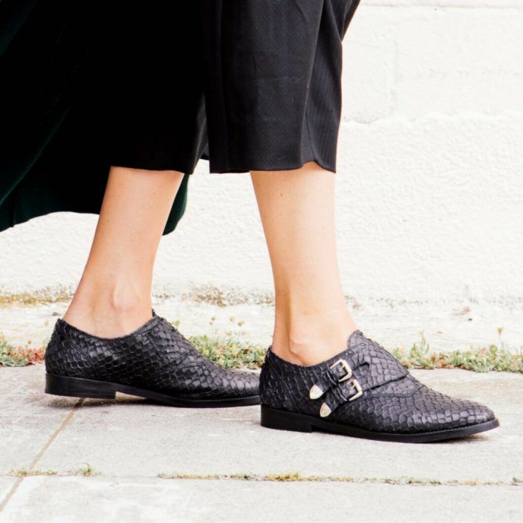 <a href="http://blankens.com/collections/flats/products/the-angie">Skinnsko med slejf</a>, 1 999 kr, Blankens. skinnsko-blankens