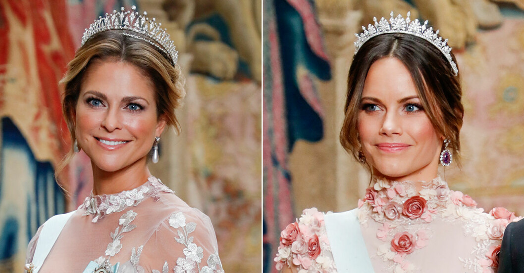 Madeleine och Sofia i blommiga klänningar