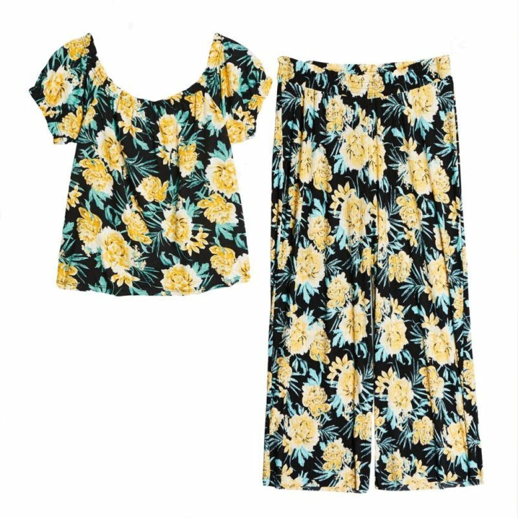 Blommigt set från Gina tricot