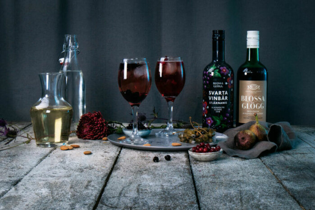 Vintervarianten av sommarens favorit. Blossa Spritz är en vintrig variant på sommarens favoritdrink, med glögg som bas.
