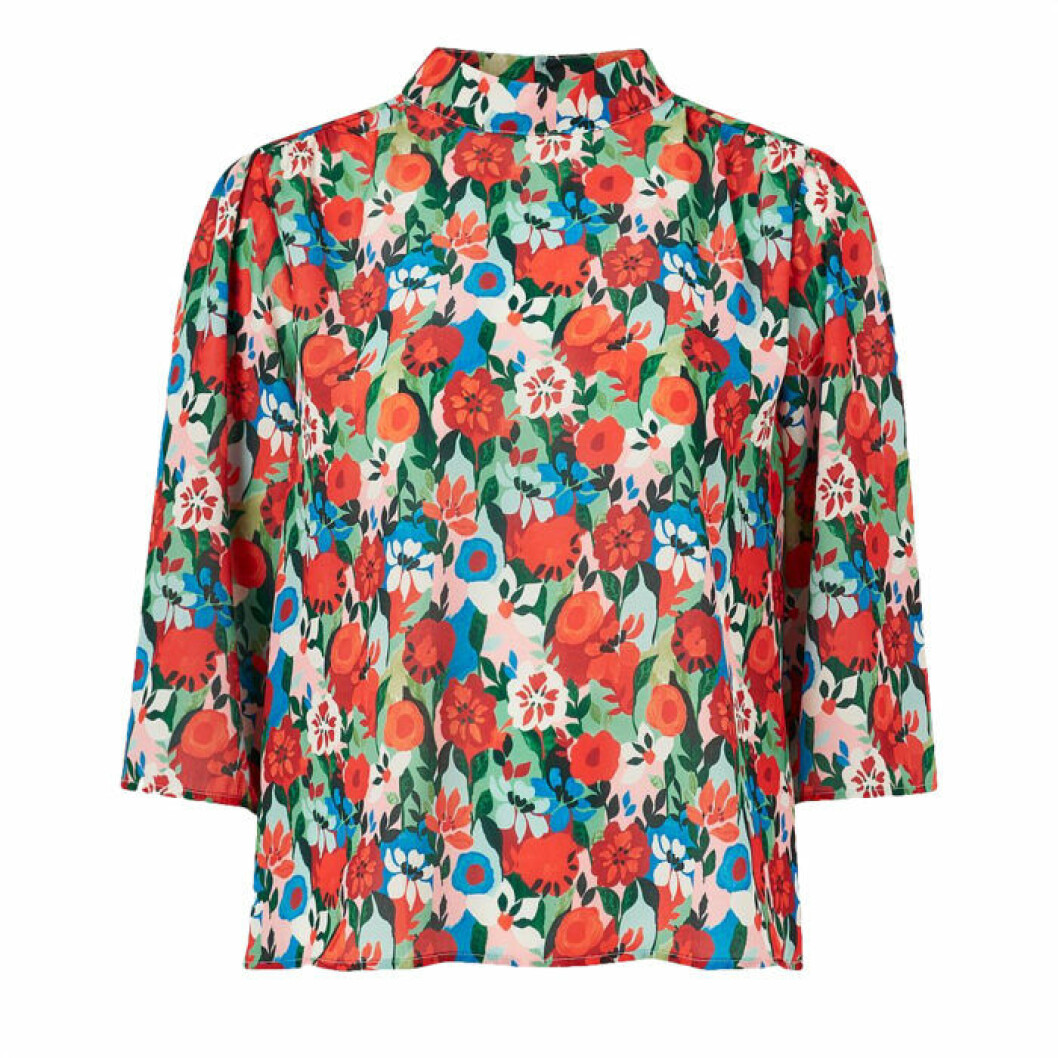 Blommig blus från Ellos