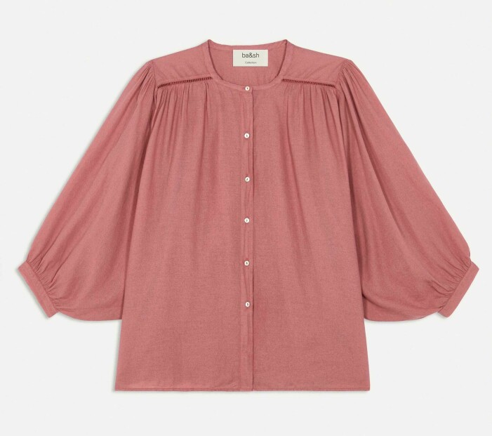 Blus i bomull, stl 1–3, 1 850 kr, Ba&sh. Blus i bomull, stl 1–3, 1 850 kr, Ba&sh.