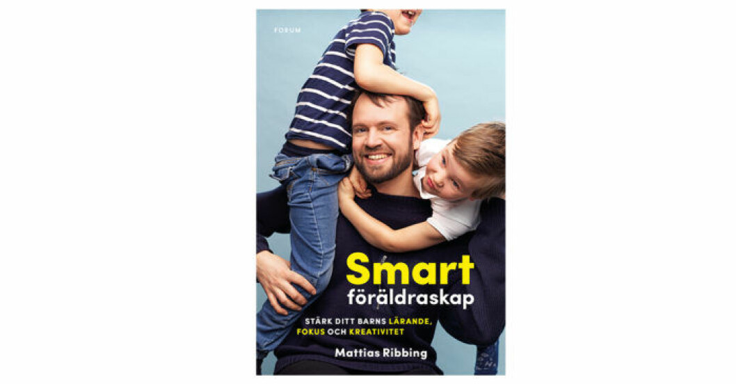 <em>Smart föräldraskap</em> är uppdelad i fyra delar och ska fungera som en handbok för föräldrar med barn i alla åldrar. Smart föräldraskap är uppdelad i fyra delar och är tänkt att fungera som en handbok för föräldrar med barn i alla åldrar