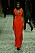 Röd lång klänning på catwalken för hösten och vintern 2023 hos Bottega Veneta